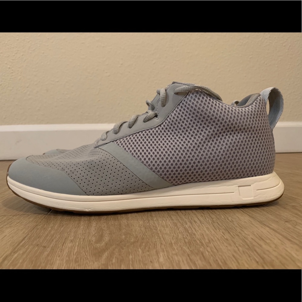 YORK Athletics Mfg. - The Henry Mid